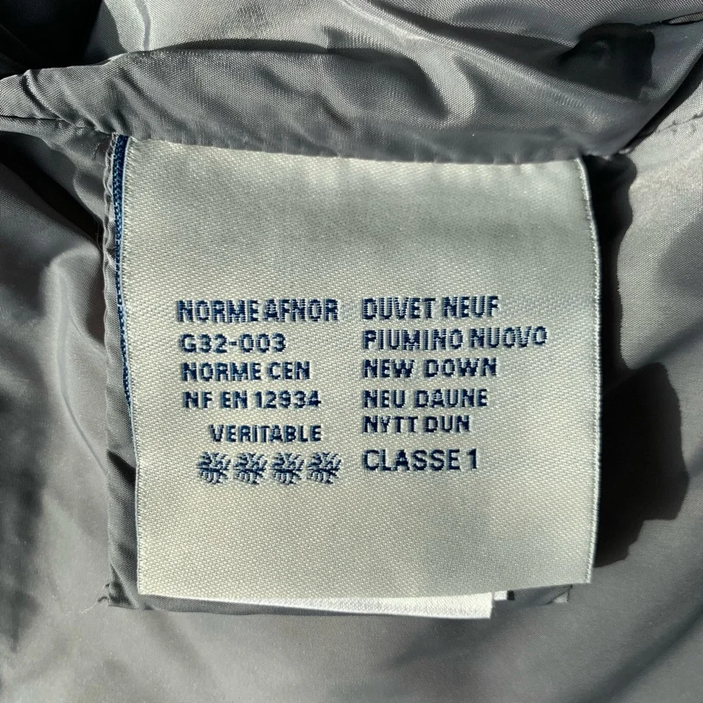 Moncler kids size 12 down Gray Coat - Picture 7 of 13